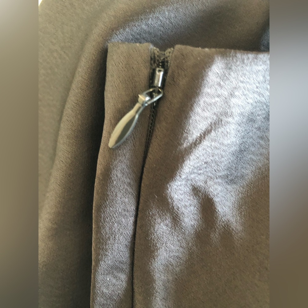 🆕White House Black market satin midi skirt. - Picture 9 of 11